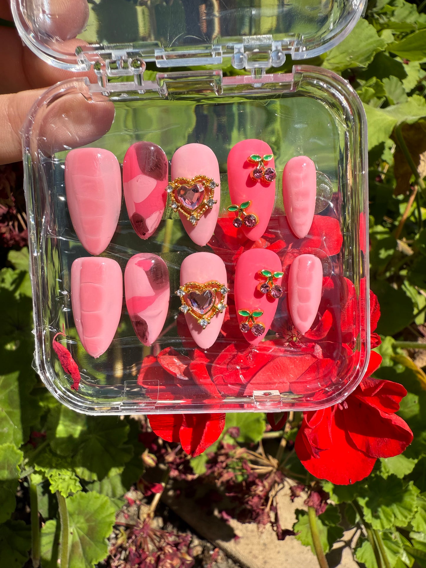 Pretty in pink and cherries !